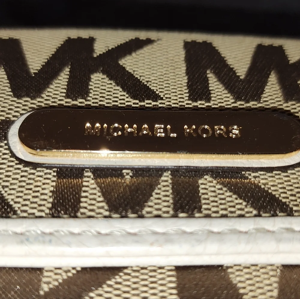 Preowned Michael Kors‎ brown monogrammed wallet